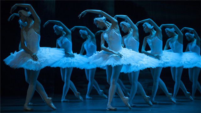 Liaoning Ballet of China Swan Lake