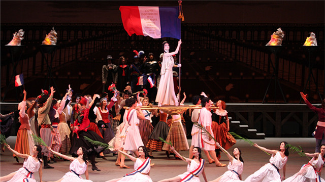 The Bolshoi Ballet - The Flame of Paris